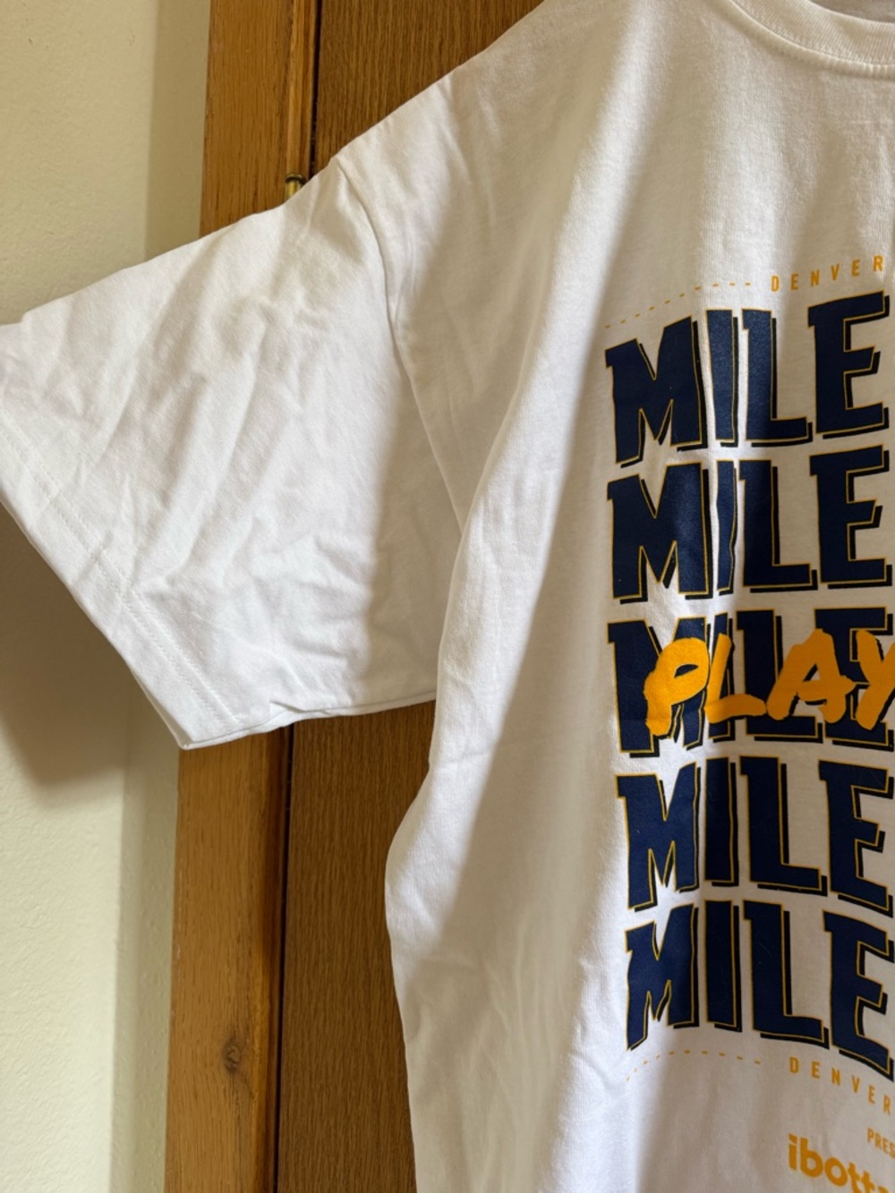 🔷 {3/$20} Denver Nuggets Mile High Playoffs T-Shirt - XL - Picture 4 of 9